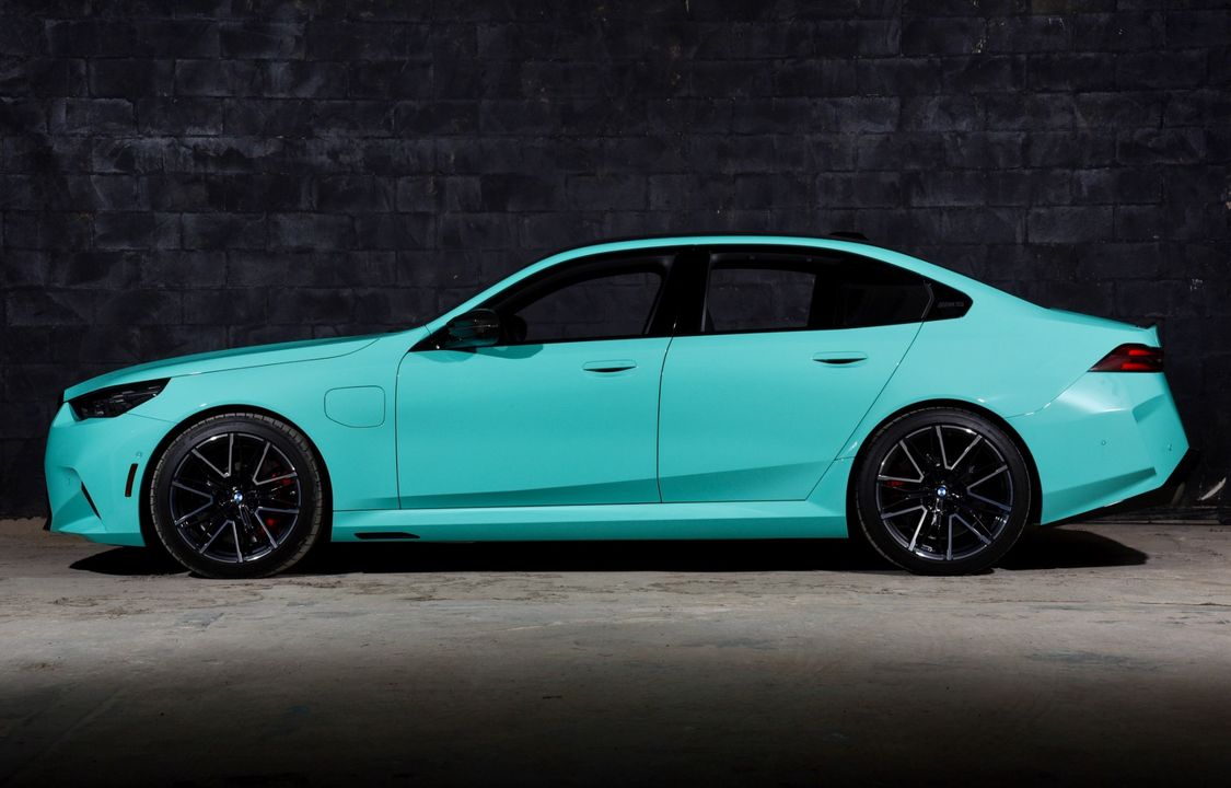 2025 BMW M5