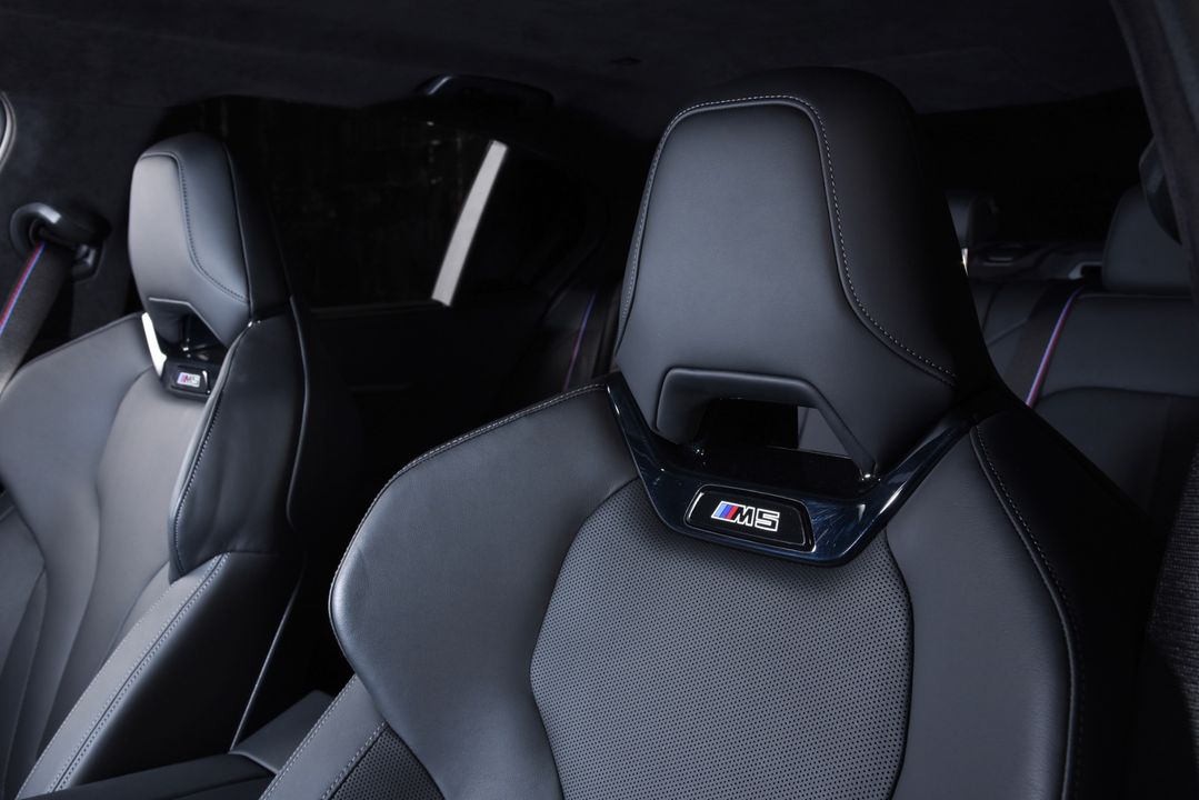 2025 BMW M5