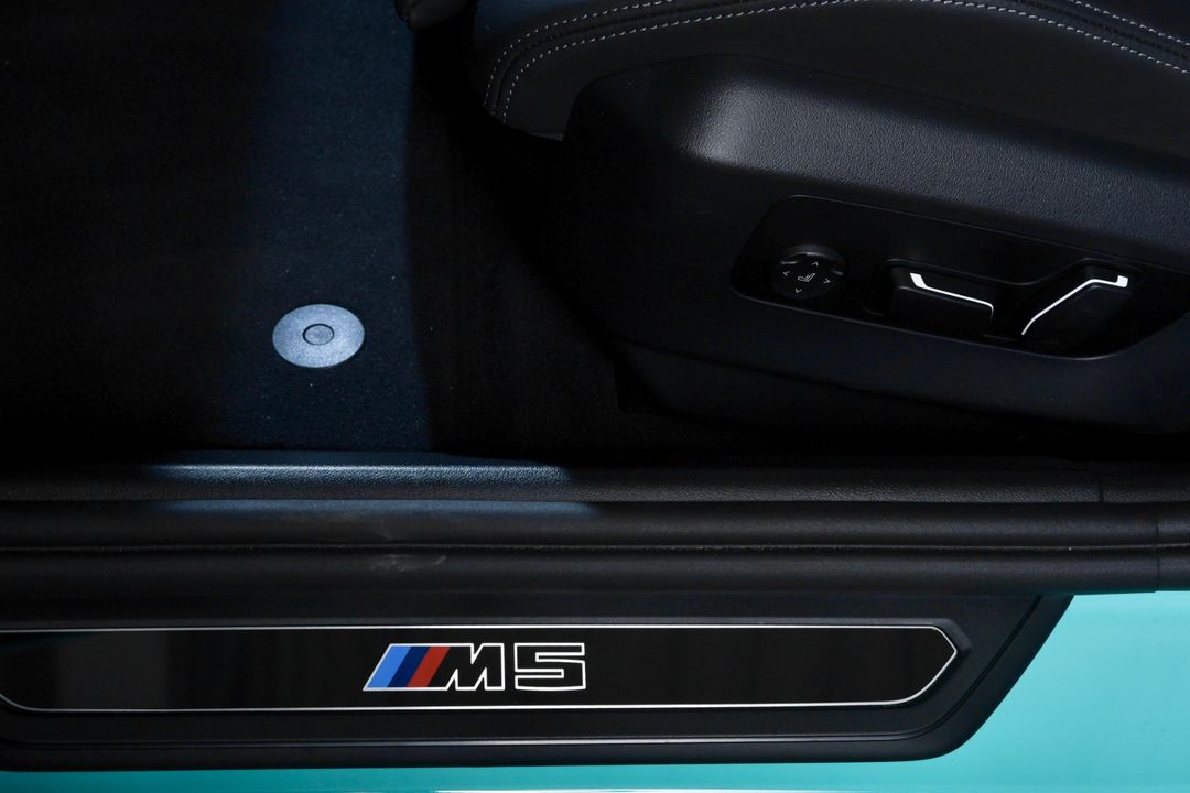 2025 BMW M5