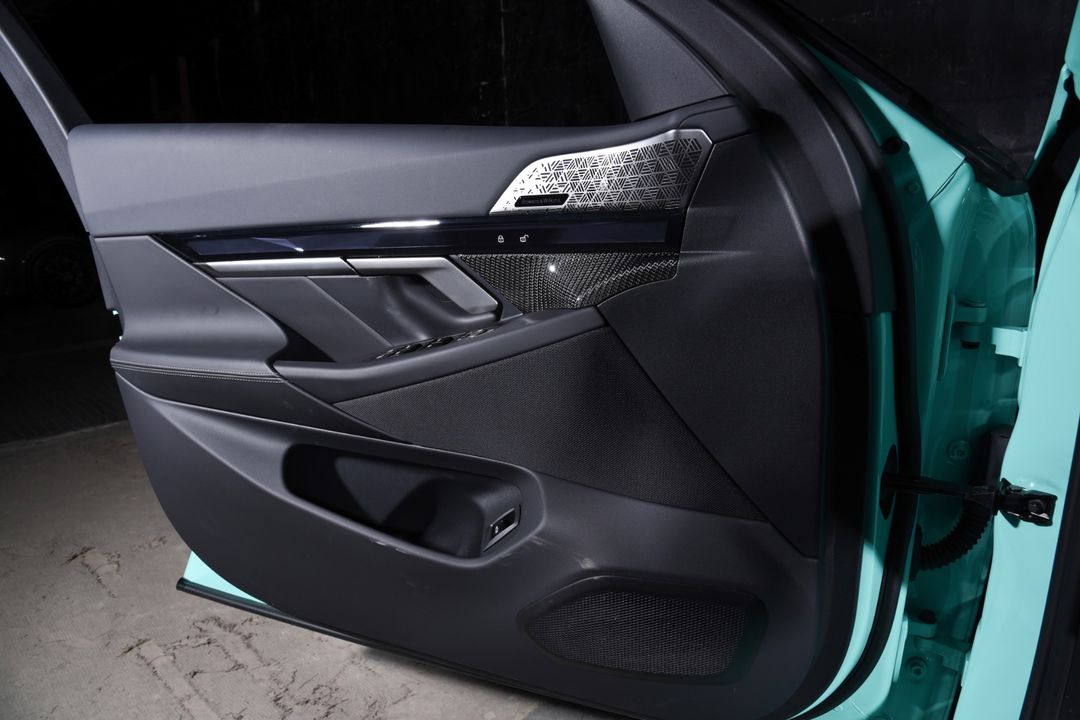 2025 BMW M5