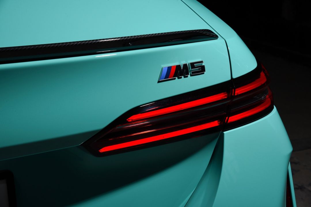2025 BMW M5