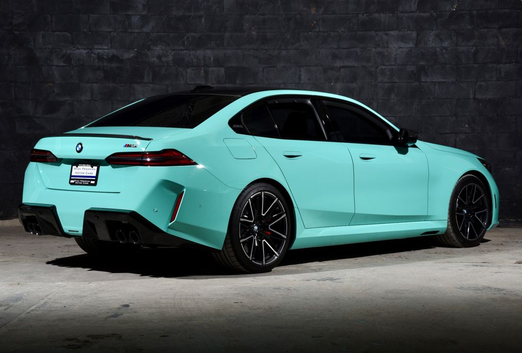 2025 BMW M5