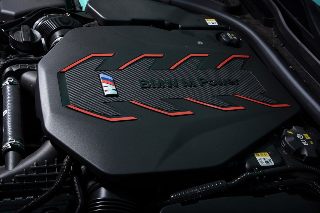 2025 BMW M5