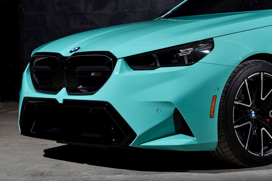 2025 BMW M5