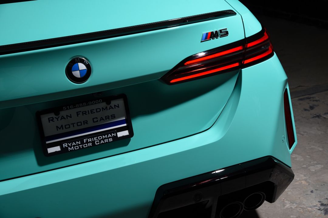 2025 BMW M5