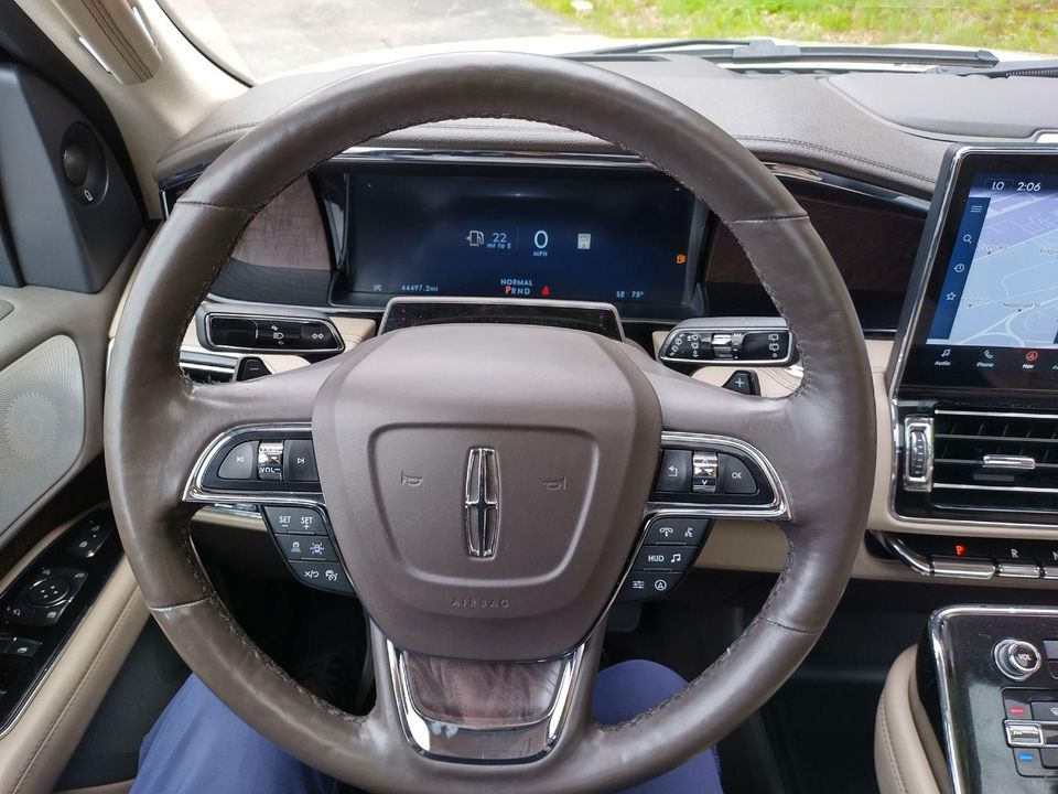 2022 Lincoln Navigator