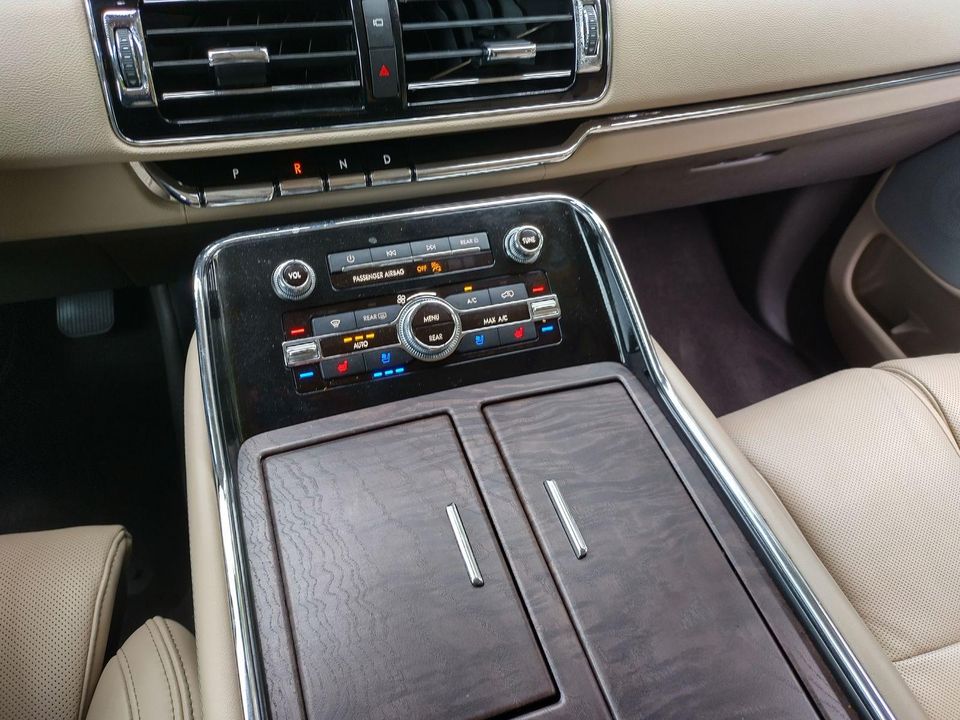 2022 Lincoln Navigator