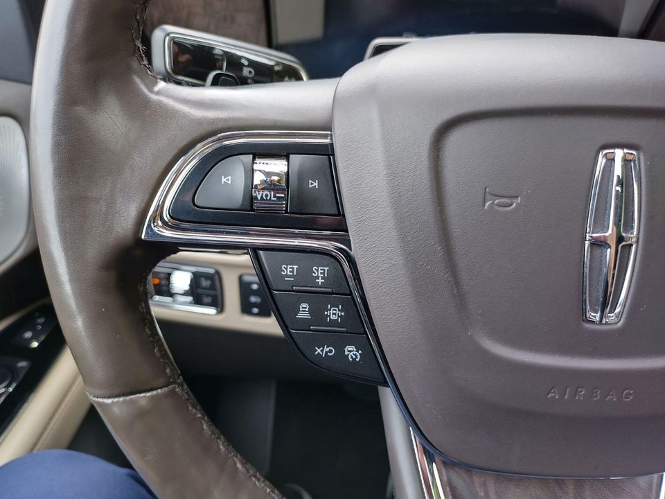 2022 Lincoln Navigator
