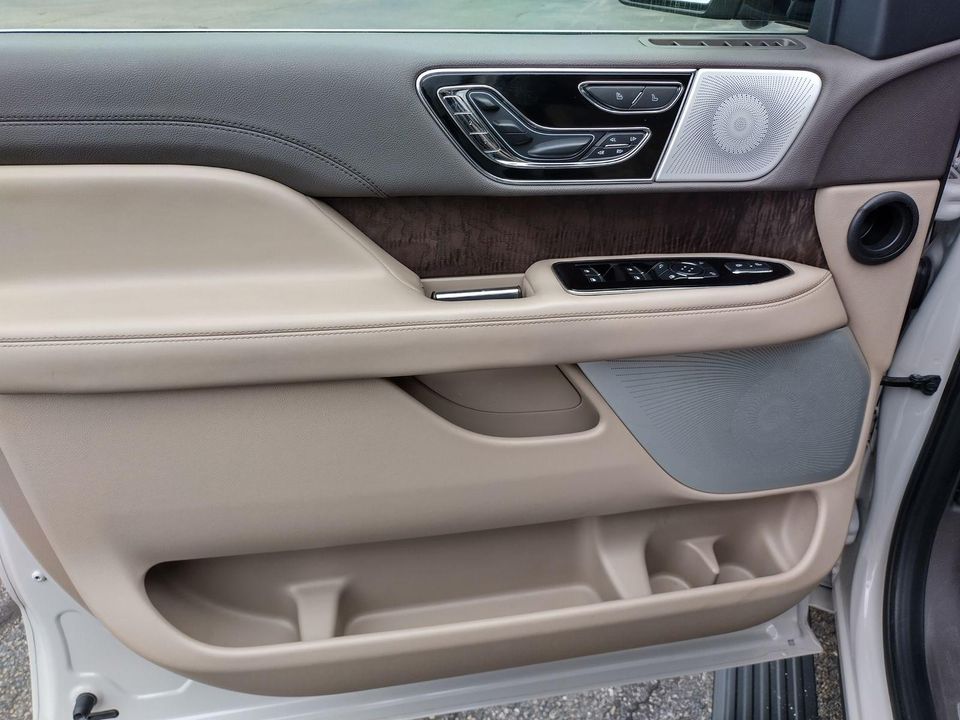 2022 Lincoln Navigator