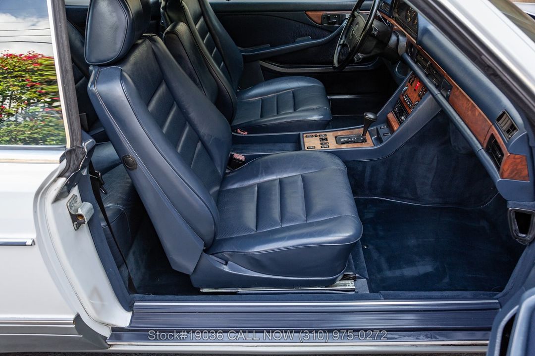 1988 Mercedes-Benz 560SEC