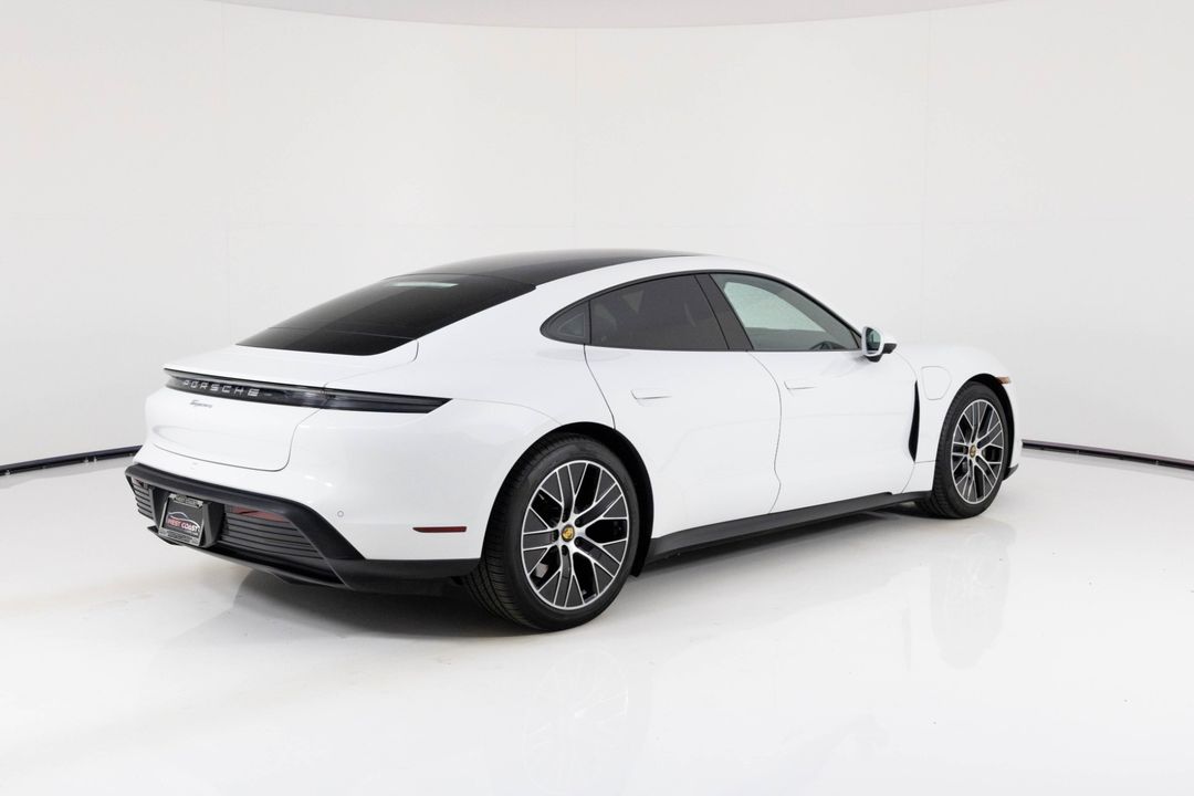 2024 Porsche Taycan