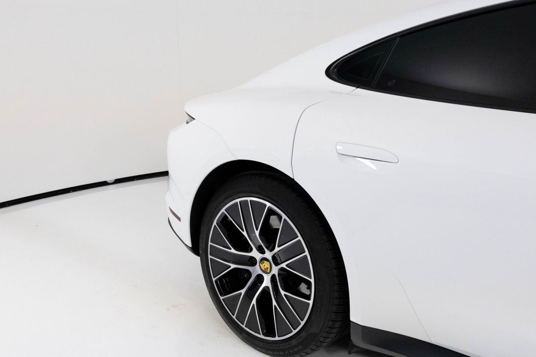 2024 Porsche Taycan