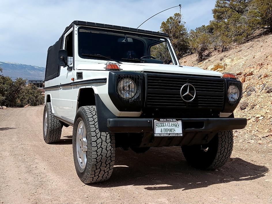 1989 Mercedes-Benz 230GE