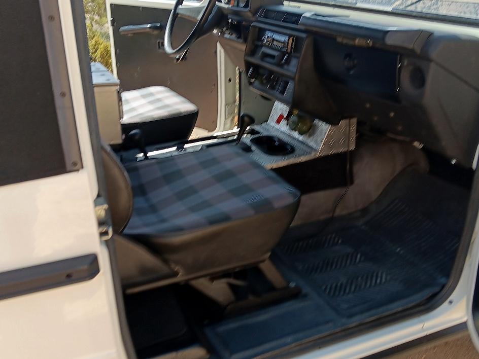 1989 Mercedes-Benz 230GE