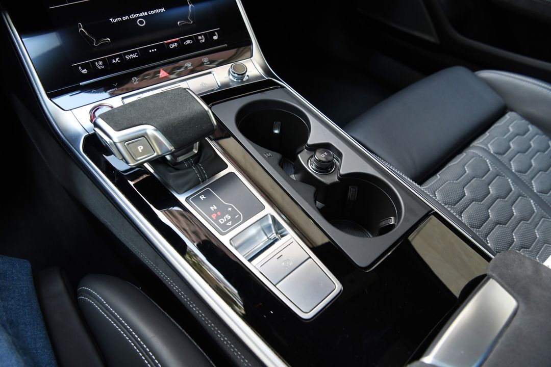2025 Audi RS 6 Avant performance