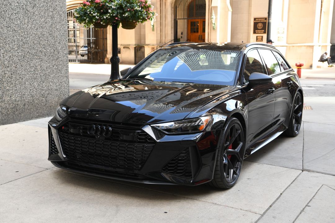 2025 Audi RS 6 Avant performance