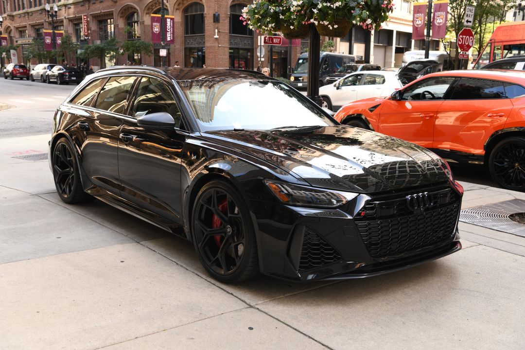 2025 Audi RS 6 Avant performance