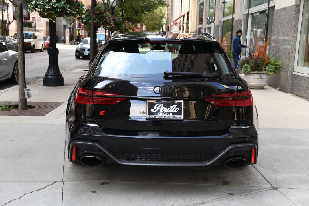 2025 Audi RS 6 Avant performance