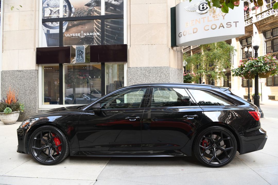 2025 Audi RS 6 Avant performance