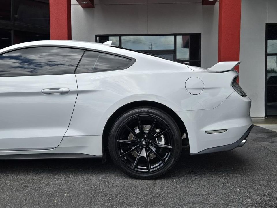 2022 Ford Mustang
