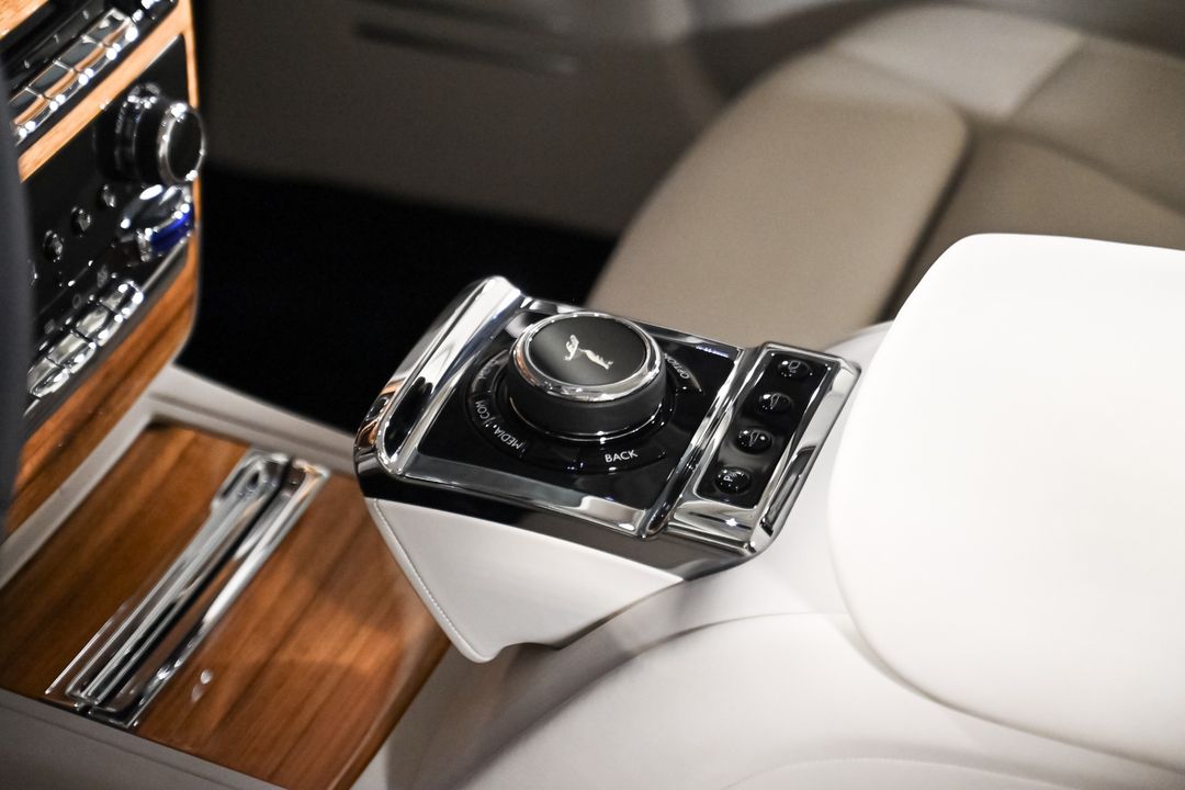 2018 Rolls-Royce Phantom