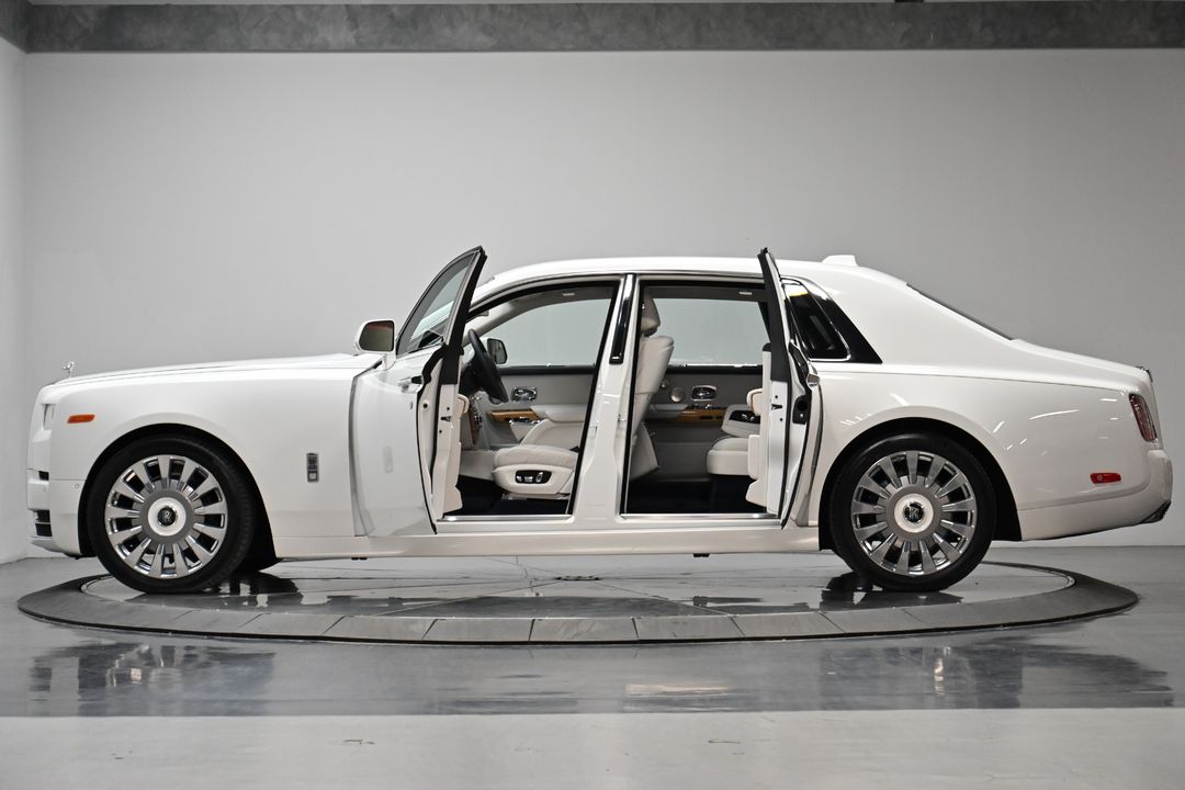 2018 Rolls-Royce Phantom