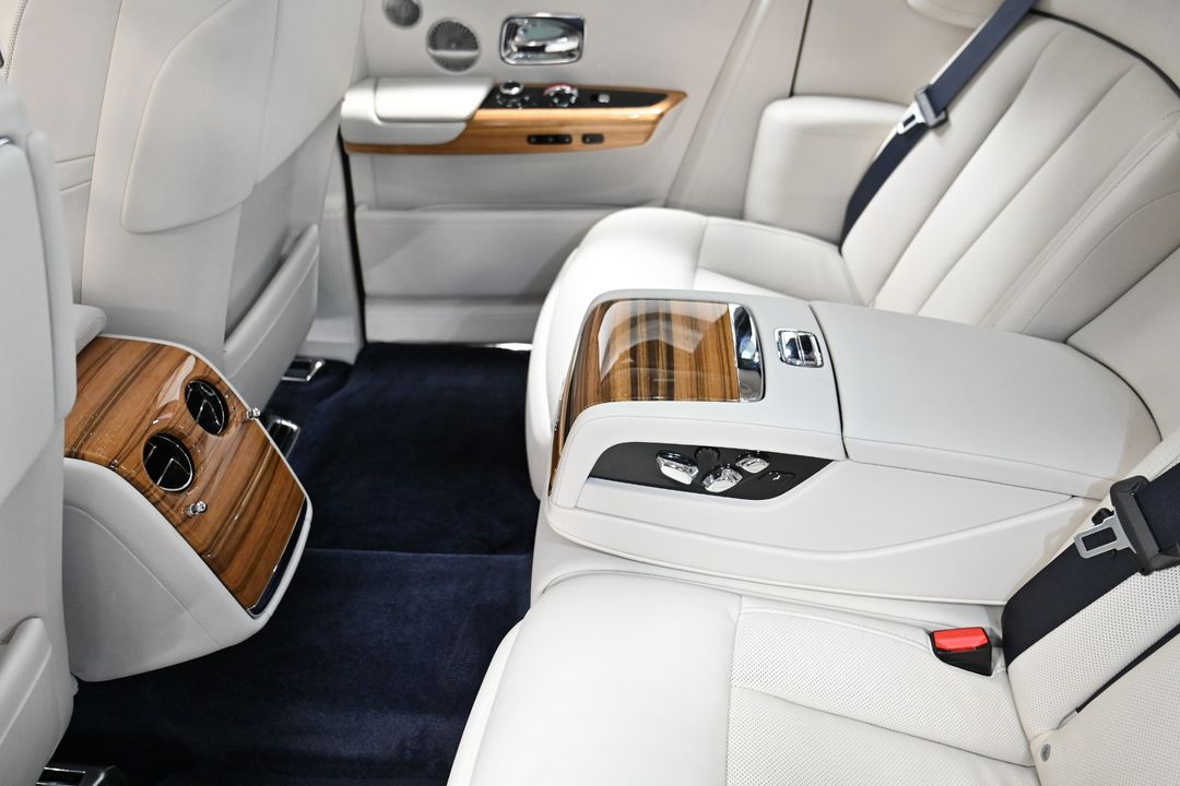 2018 Rolls-Royce Phantom