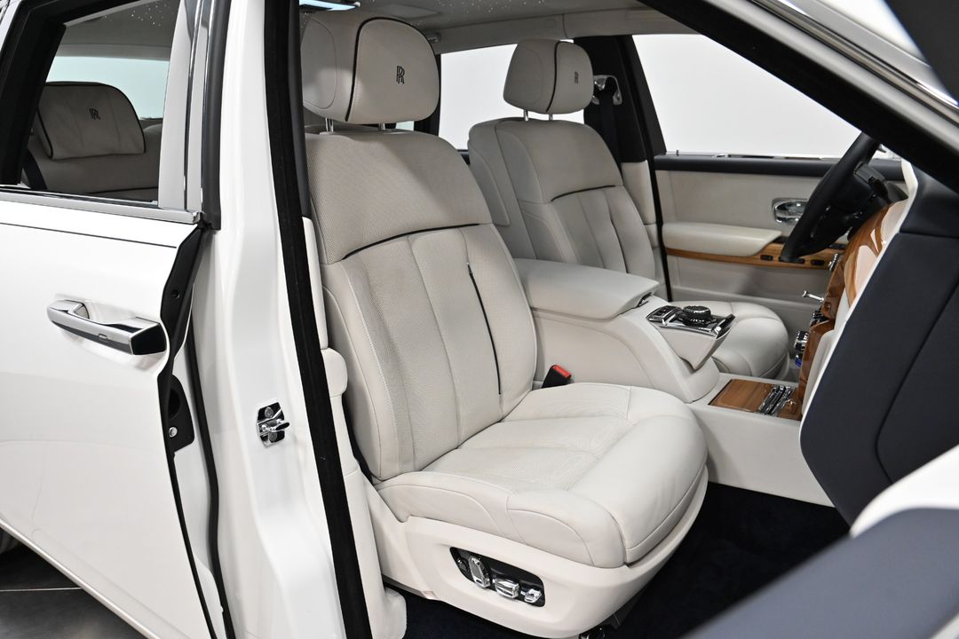 2018 Rolls-Royce Phantom