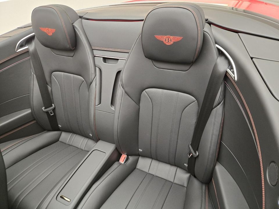 2025 Bentley Continental GTC