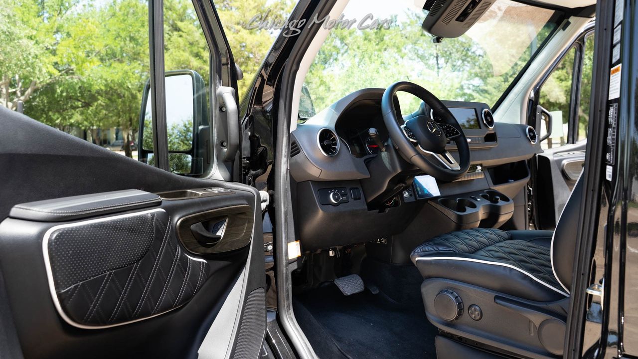2024 Mercedes-Benz Sprinter 3500XD