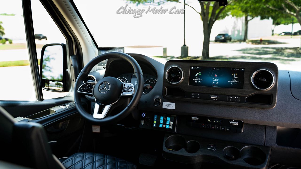2024 Mercedes-Benz Sprinter 3500XD