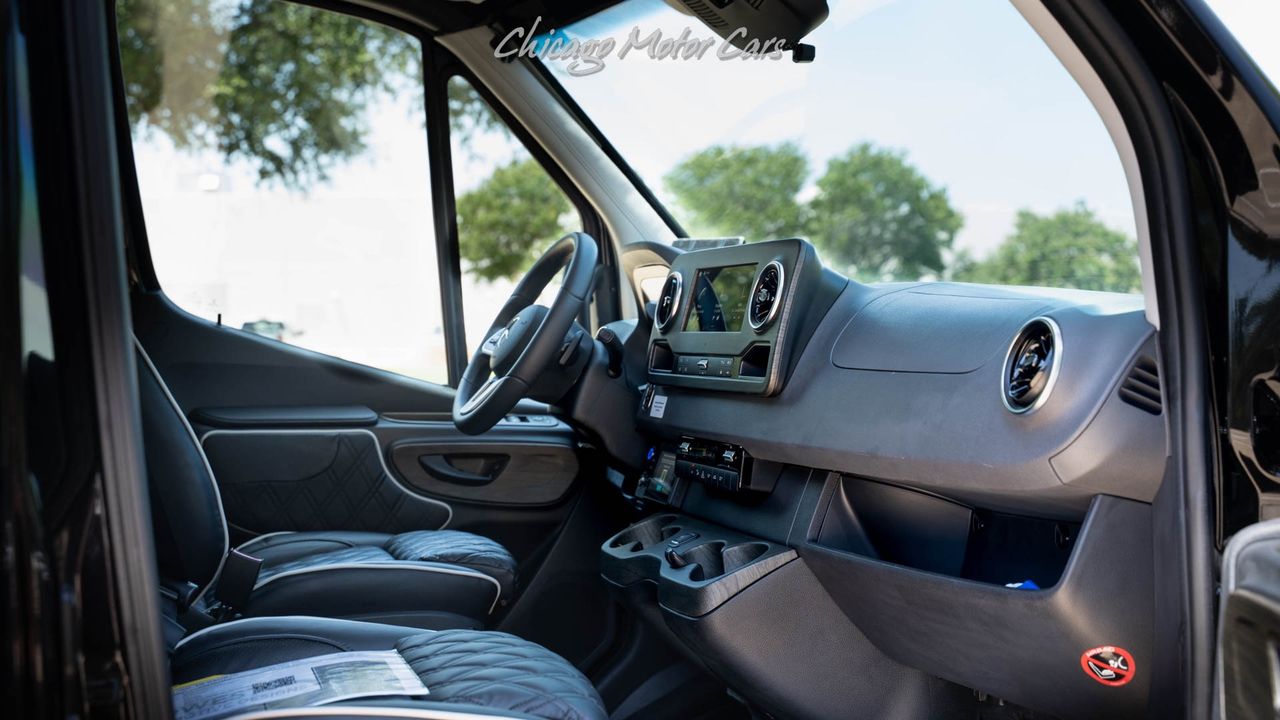 2024 Mercedes-Benz Sprinter 3500XD