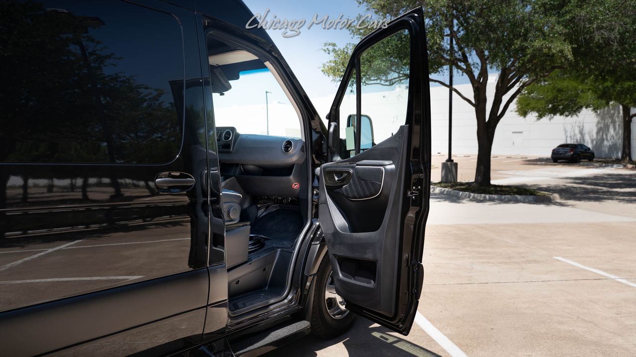 2024 Mercedes-Benz Sprinter 3500XD