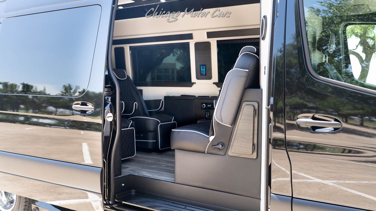 2024 Mercedes-Benz Sprinter 3500XD