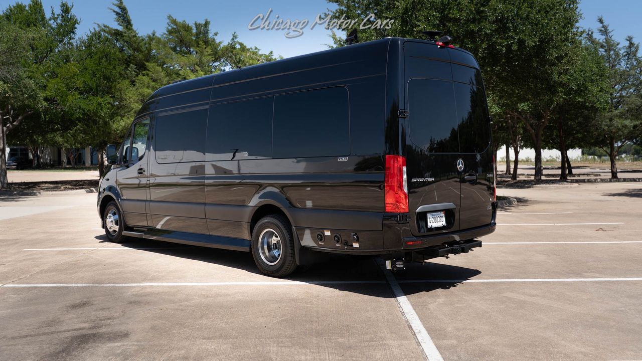 2024 Mercedes-Benz Sprinter 3500XD