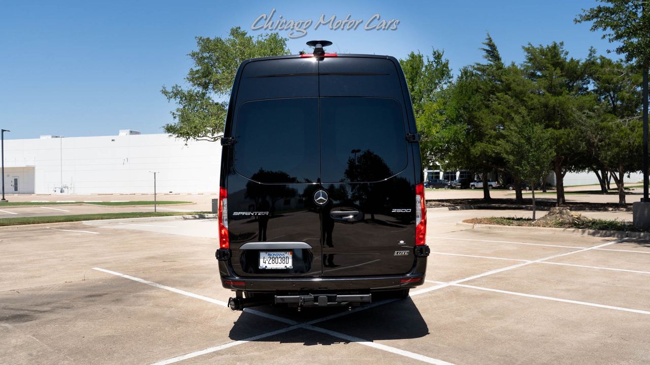 2024 Mercedes-Benz Sprinter 3500XD
