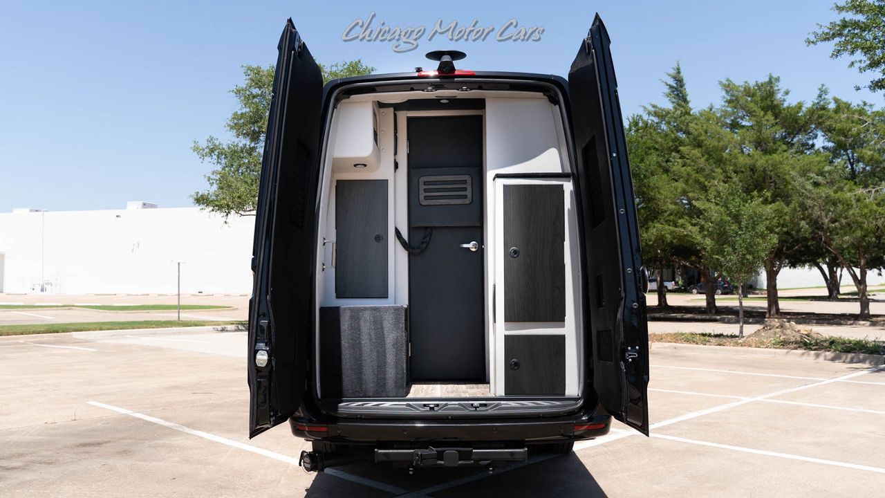 2024 Mercedes-Benz Sprinter 3500XD