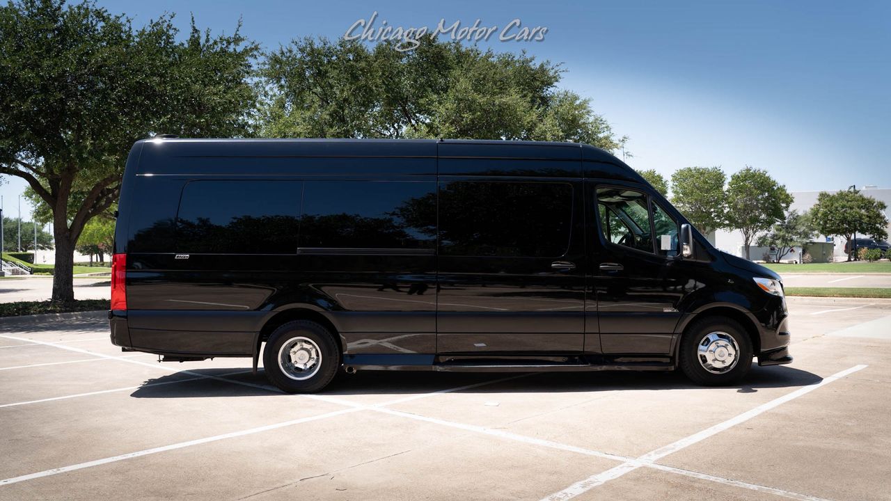 2024 Mercedes-Benz Sprinter 3500XD