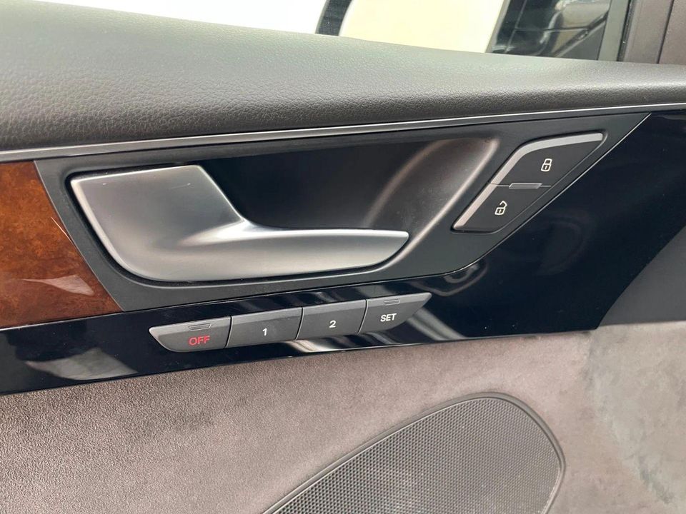 2011 Audi A8