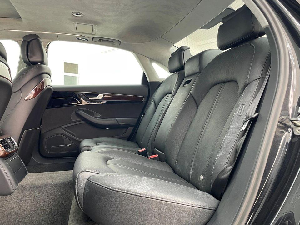 2011 Audi A8