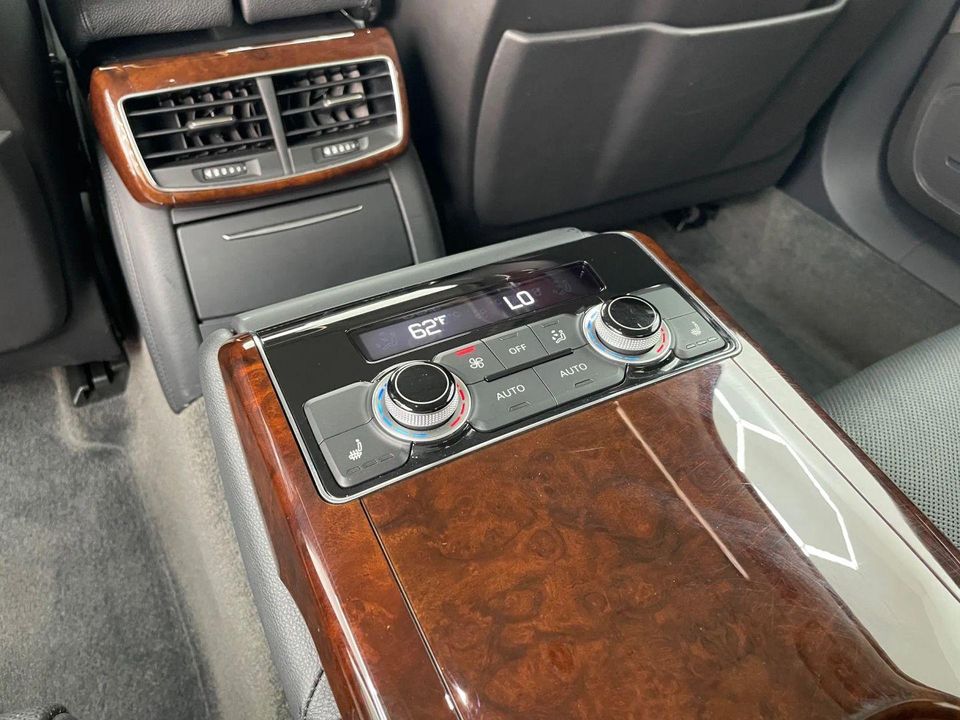 2011 Audi A8