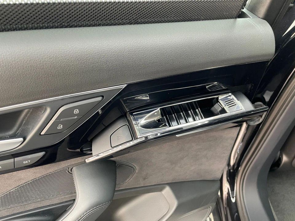 2011 Audi A8