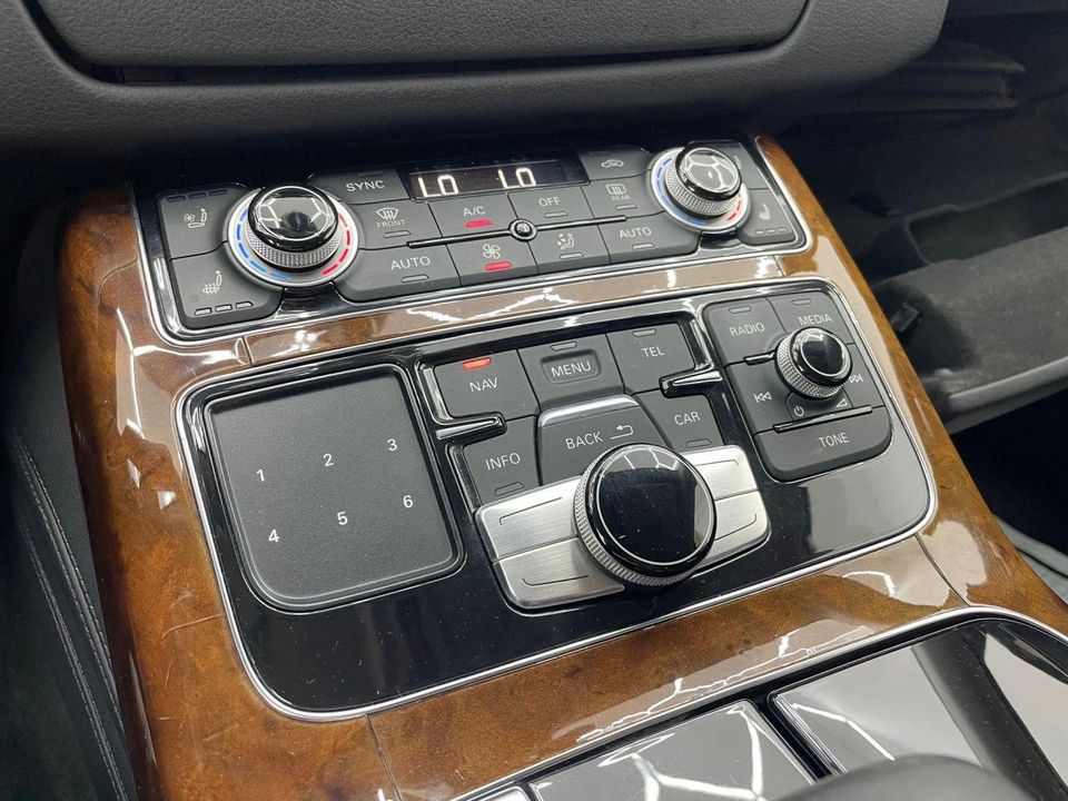 2011 Audi A8