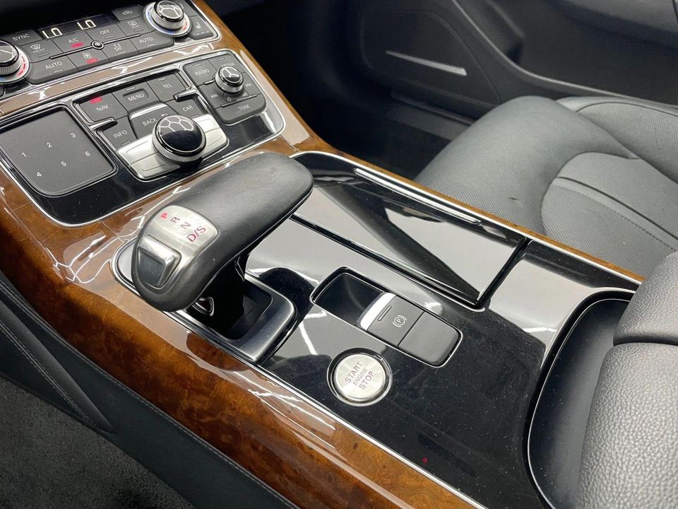 2011 Audi A8