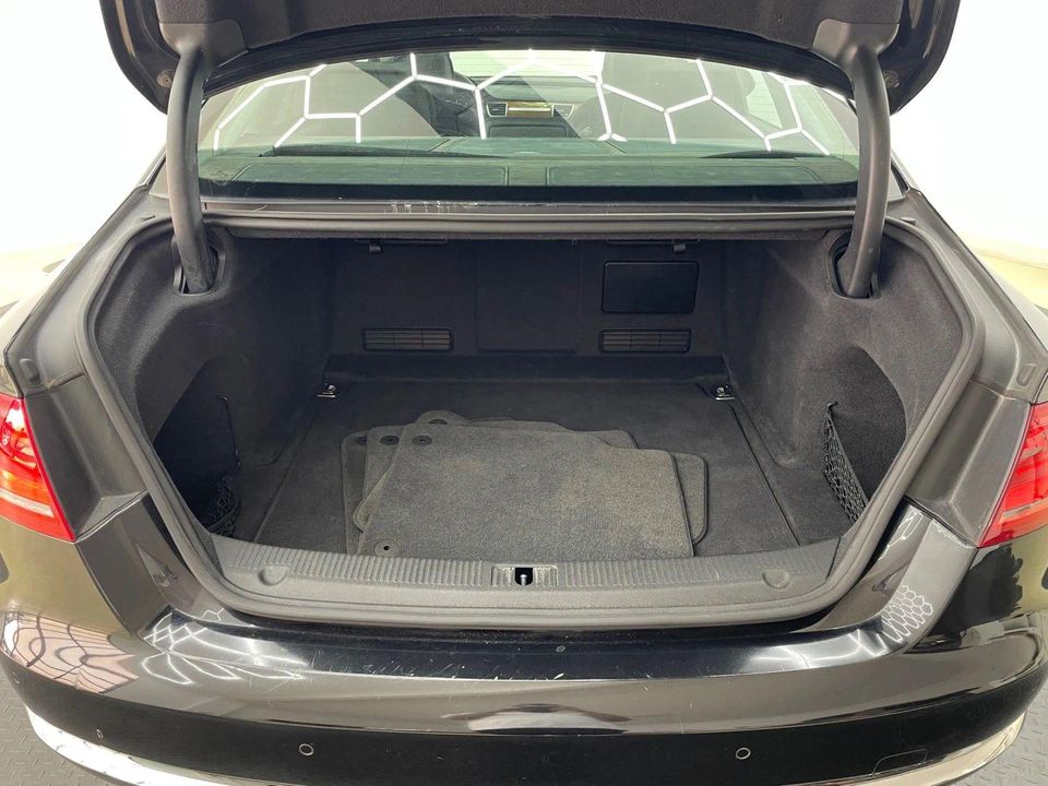 2011 Audi A8