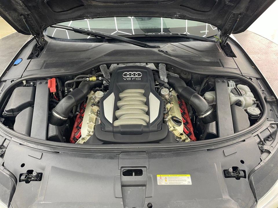 2011 Audi A8