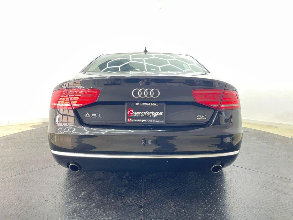 2011 Audi A8