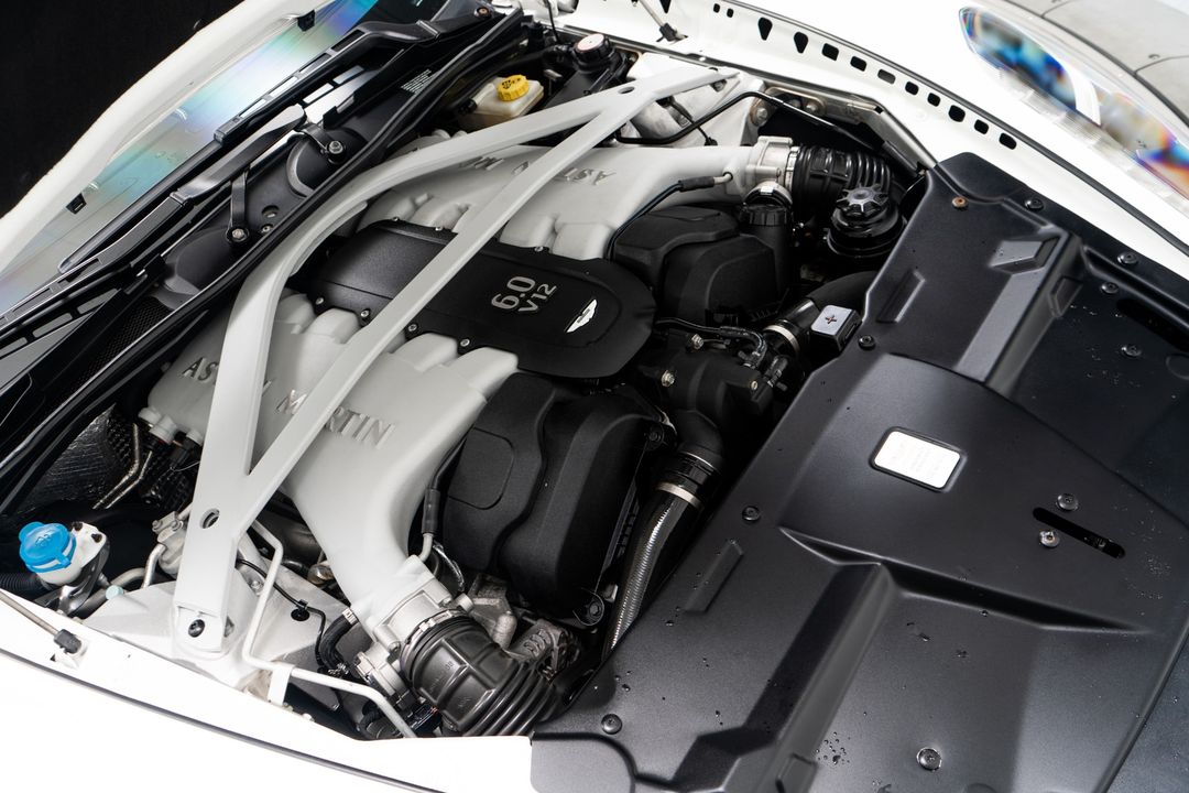 2014 Aston Martin DB9
