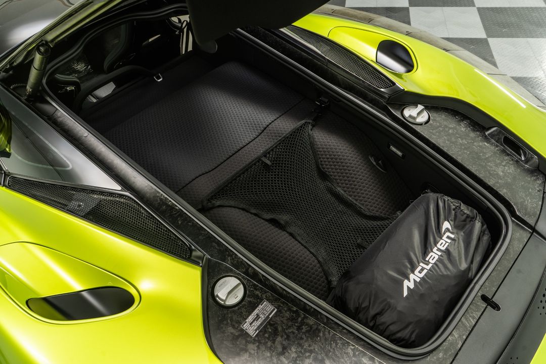2023 McLaren GT