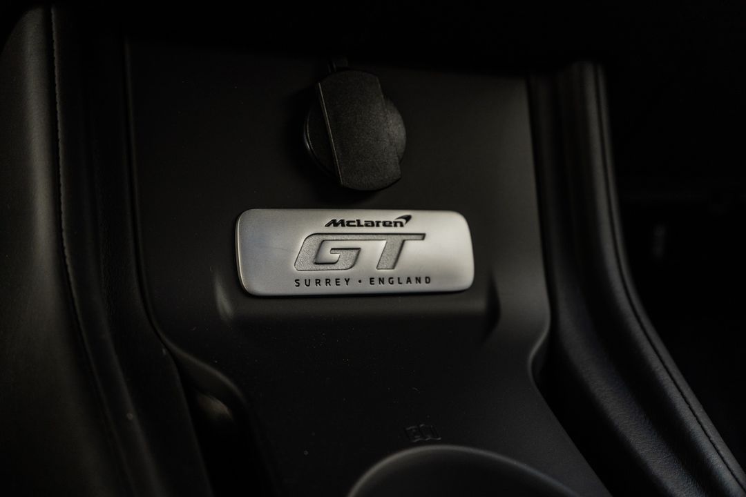 2023 McLaren GT